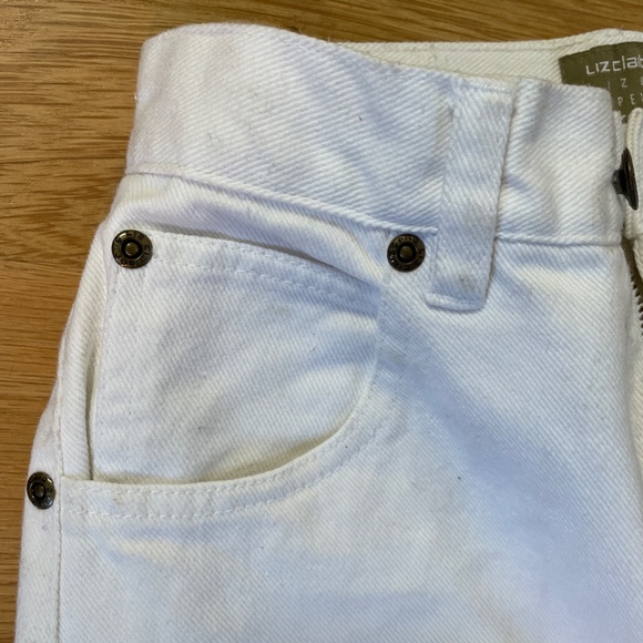 Liz Claiborne White Jeans Like New Slim Fit Size OR - Picture 4 of 10